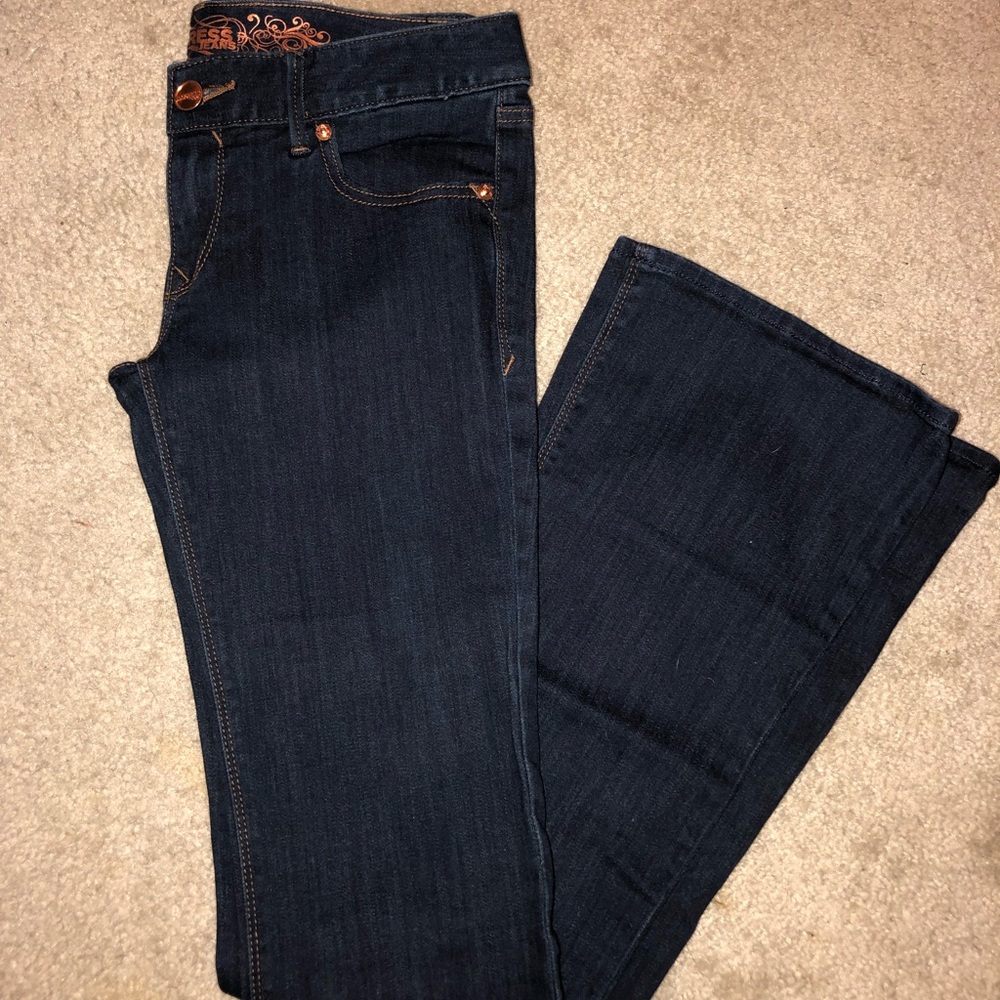 Express jeans.